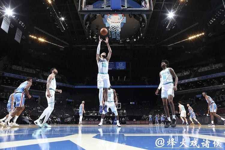 阿德首秀11+9+6欧文15分 篮网主场轻取黄蜂